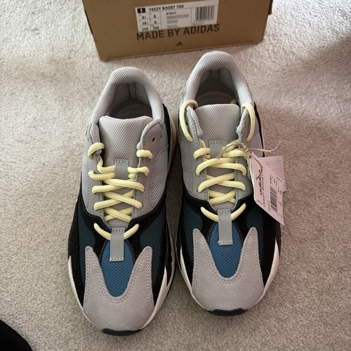 Adidas yeezy 700 wave runner - wave,