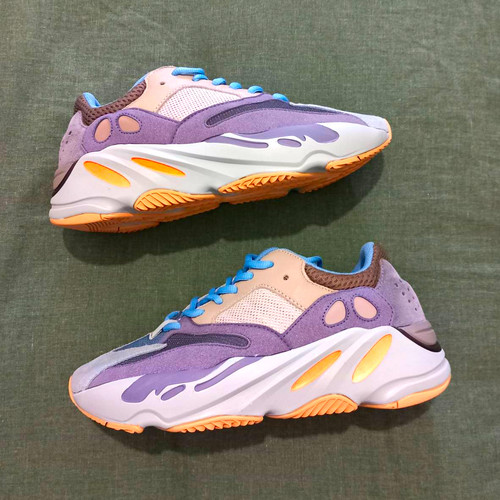 Adidas yeezy boost 700 carbon - adidas,